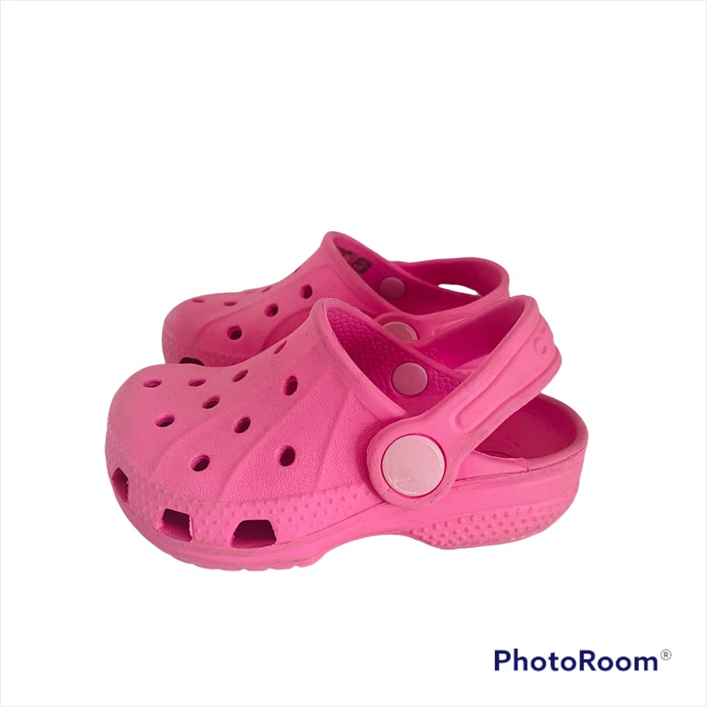Crocs Classic Pink Slip On Clog Comfort Shoe Youth Girls Unisex Size 4 C 5